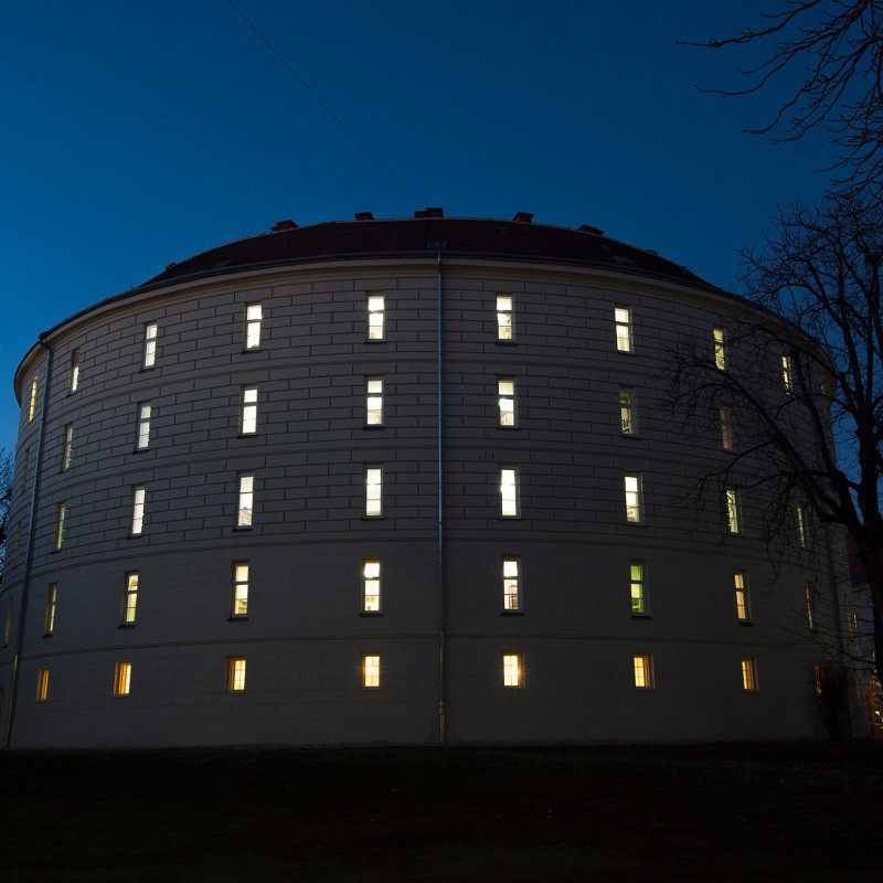 Narrenturm bei Nacht
