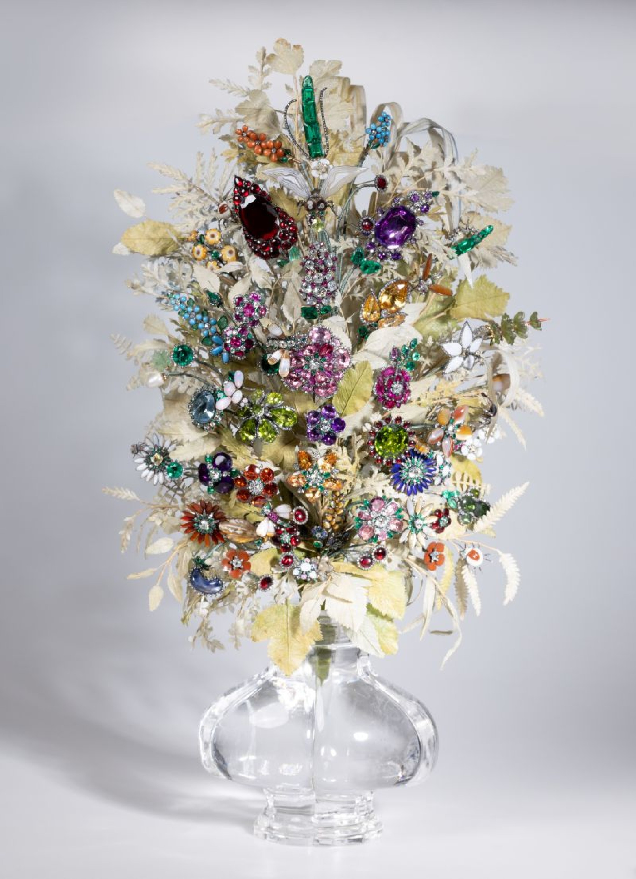 : Edelsteinstrauß am NHM Wien